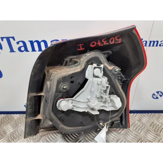 Piloto Trasero Izquierdo para Toyota Corolla (E12)