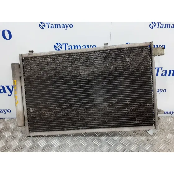 Condensador / Radiador Aire Acondicionado para Ford Fiesta (Cb1)