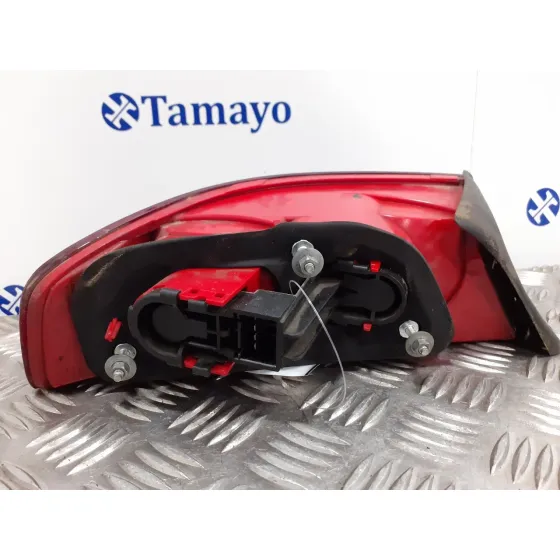 Piloto Trasero Derecho para Alfa Romeo 159 (140)
