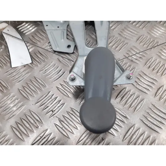 Elevalunas Delantero Izquierdo para Citroën C1