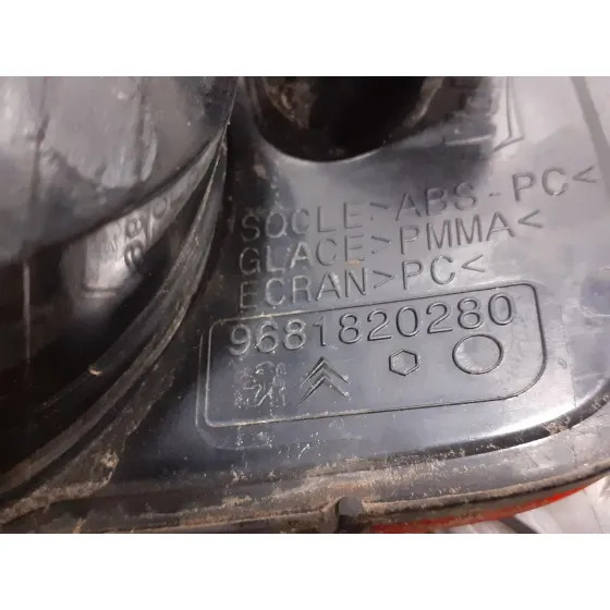 Faro Antiniebla Trasero Izquierdo para Citroën C3 Picasso