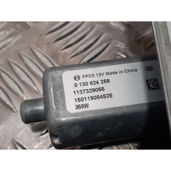 Elevalunas Delantero Derecho para Peugeot 2008 (--.2013->)