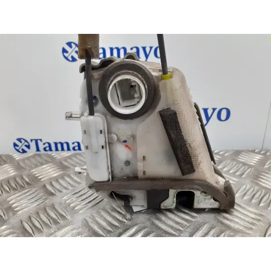 Cerradura Puerta Trasera Derecha para Toyota Prius (Nhw30)
