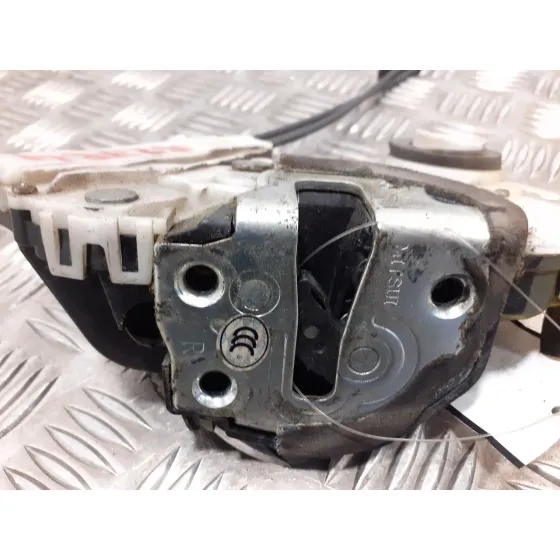 Cerradura Puerta Delantera Derecha para Toyota Prius (Nhw30)
