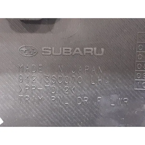 Guarnecido Puerta Delantera Izquierda para Subaru Forester S12