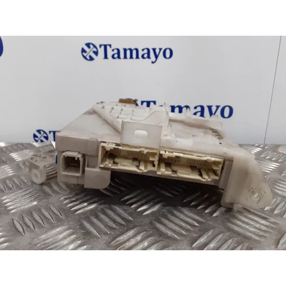 Caja Reles / Fusibles para Toyota Prius (Nhw30)