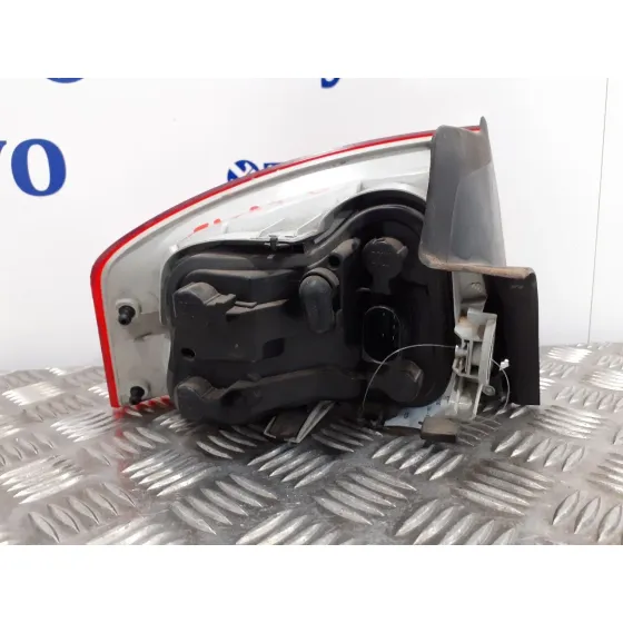 Piloto Trasero Derecho para Audi A4 Berlina (8E)
