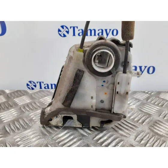 Cerradura Puerta Trasera Izquierda para Toyota Prius (Nhw30)