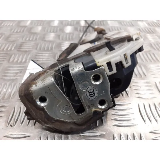 Cerradura Puerta Trasera Izquierda para Toyota Prius (Nhw30)