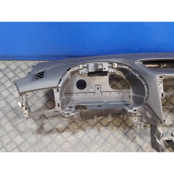 Salpicadero para Subaru Forester S12