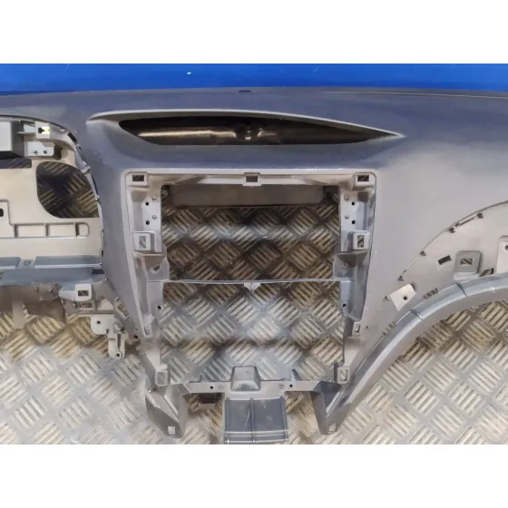 Salpicadero para Subaru Forester S12
