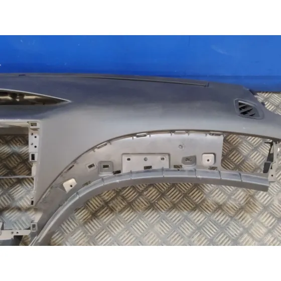 Salpicadero para Subaru Forester S12