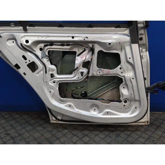 Puerta Trasera Izquierda para Bmw Serie 3 Berlina (E90)