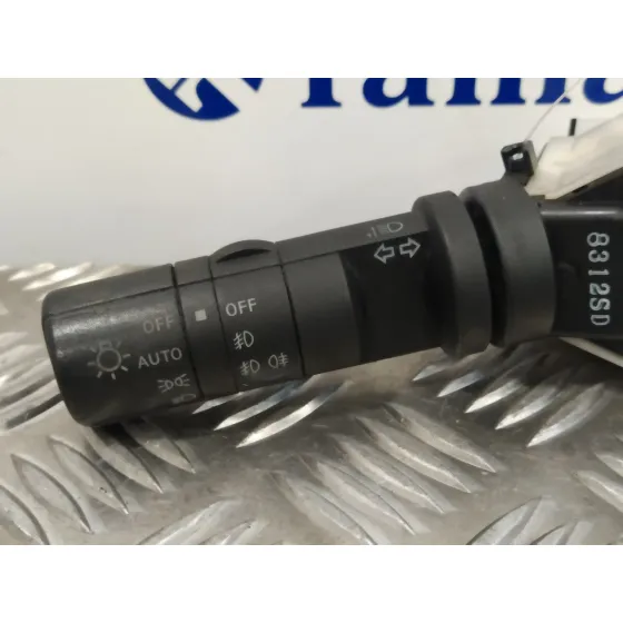 Mando Intermitentes para Nissan Qashqai (J10)
