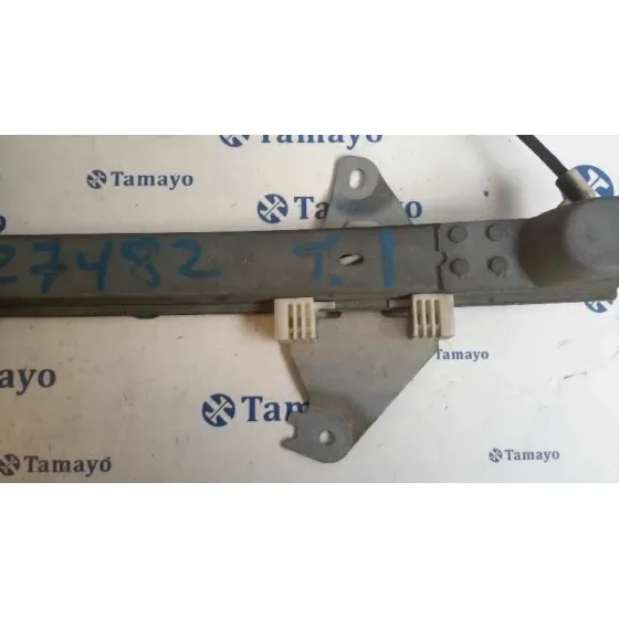 Elevalunas Trasero Izquierdo para Nissan Almera Tino (V10M)