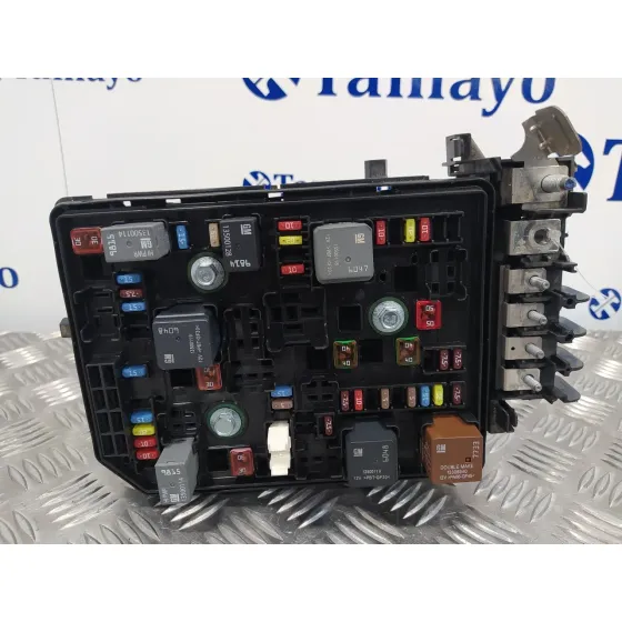 Caja Reles / Fusibles para Opel Astra K Sports Tourer