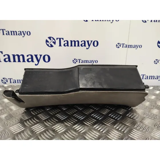 Guantera para Mercedes-Benz Clase C (W203) Berlina