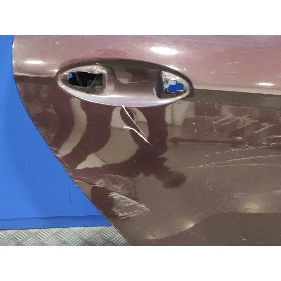 Puerta Trasera Derecha para Ford Fiesta (Cb1)