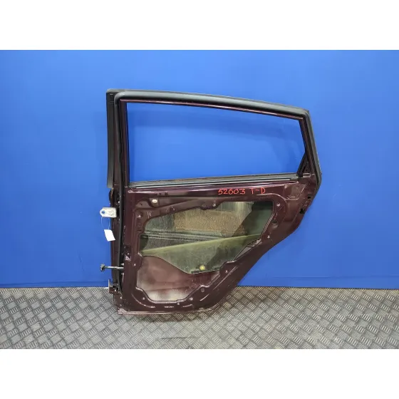Puerta Trasera Derecha para Ford Fiesta (Cb1)
