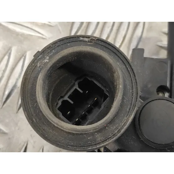 Elevalunas Delantero Izquierdo para Toyota Corolla Verso (E12)