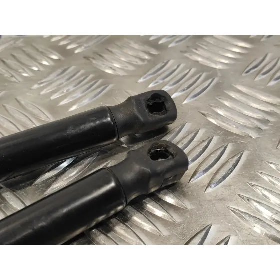 Amortiguadores Maletero / Porton para Opel Astra K Sports Tourer