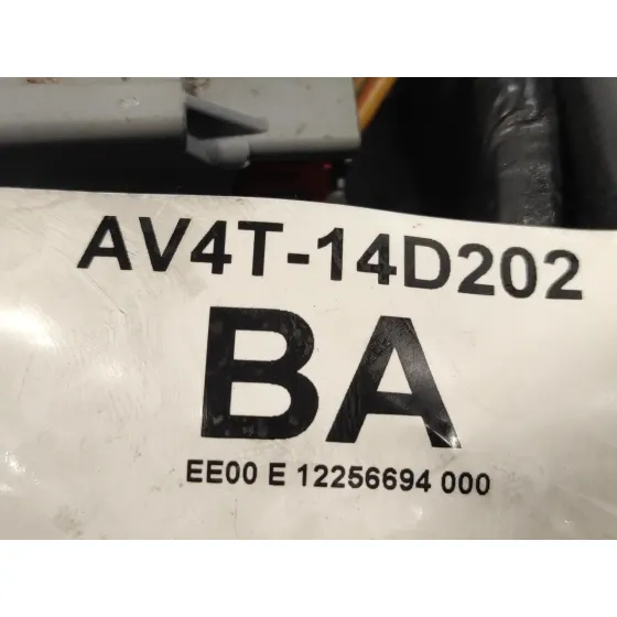 Apoyabrazos Central para Ford Kuga (Cbv)