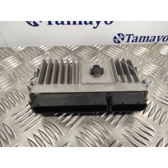 Centralita Motor Uce para Toyota Prius (Zvw50)