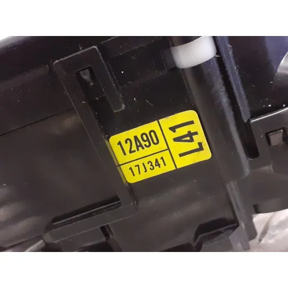Mando Limpia para Toyota Prius (Zvw50)