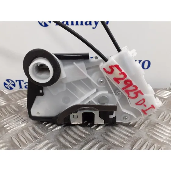 Cerradura Puerta Delantera Izquierda para Toyota Prius (Zvw50)