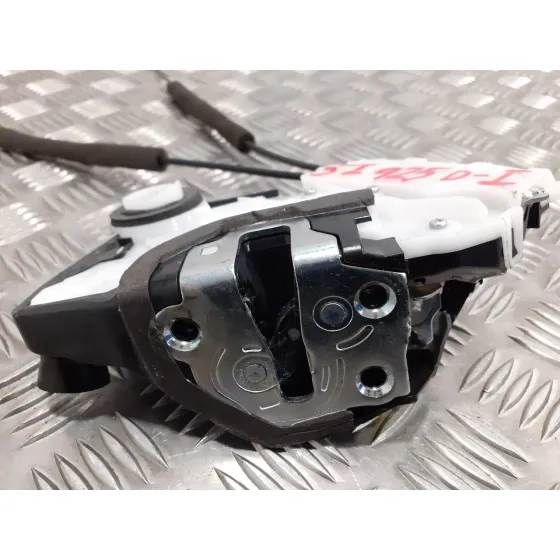 Cerradura Puerta Delantera Izquierda para Toyota Prius (Zvw50)