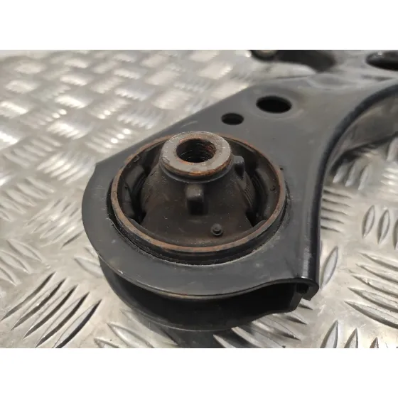 Brazo Suspension Inferior Delantero Derecho para Toyota Prius (Zvw50)