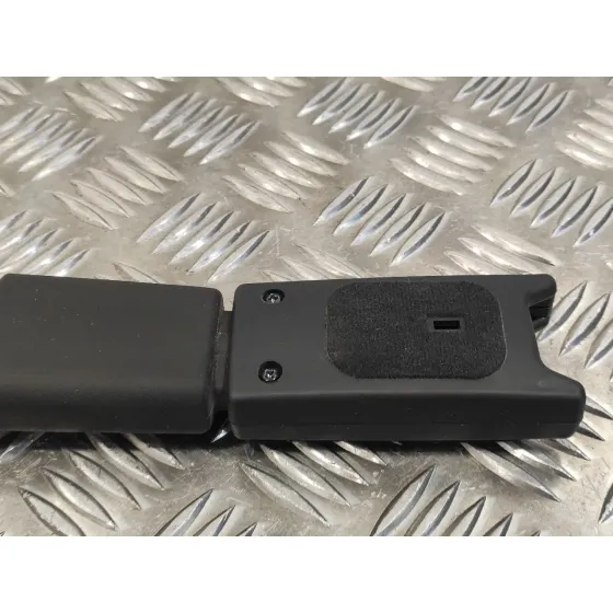 Pretensor Cinturon Delantero Derecho para Ssangyong Tivoli