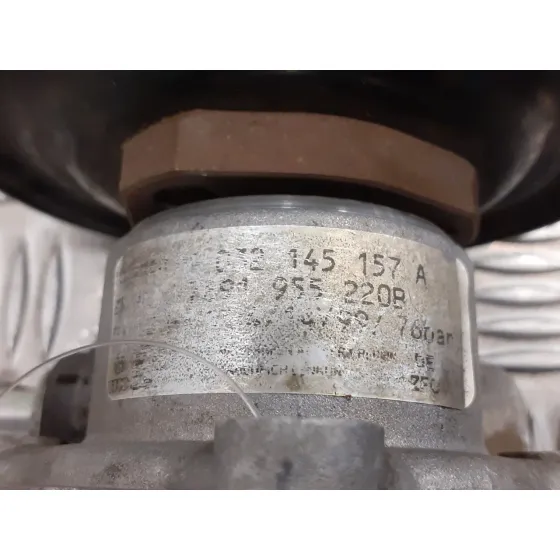 Bomba Direccion para Volkswagen Polo Berlina (6N1)