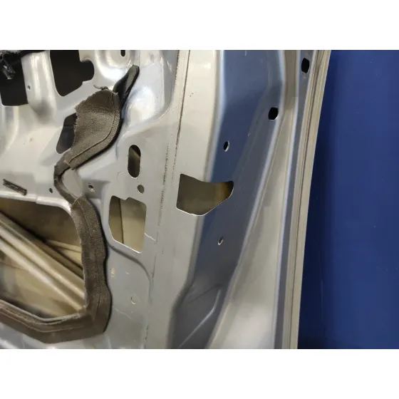Puerta Delantera Derecha para Bmw X3 (E83)
