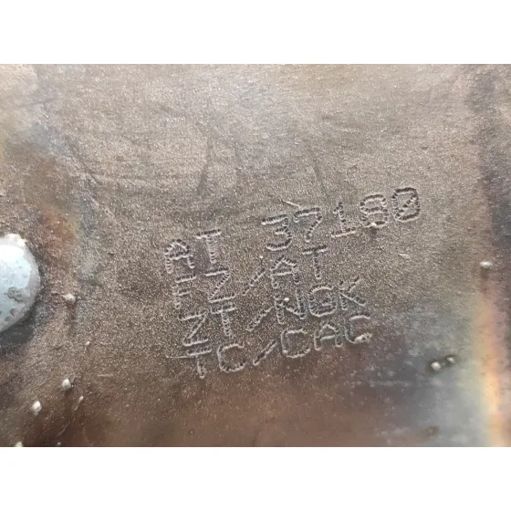 Catalizador para Toyota Prius (Zvw50)