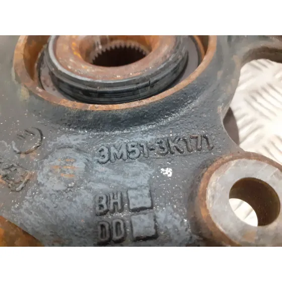 Mangueta Delantera Izquierda para Volvo C30