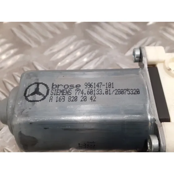 Motor Elevalunas Trasero Derecho para Mercedes-Benz Clase A (W169)