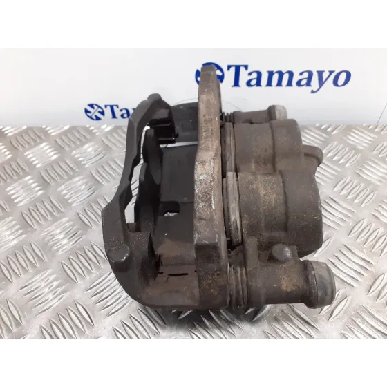 Pinza Freno Delantera Derecha para Nissan Cabstar ->09.06