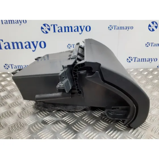 Guantera para Mercedes-Benz Clase A (W169)
