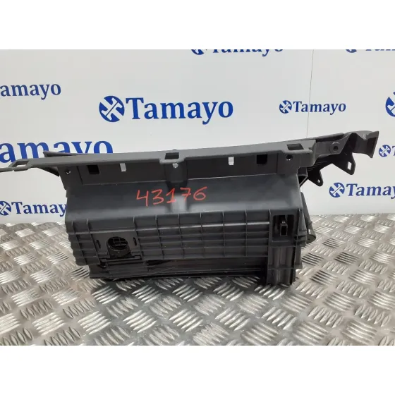 Guantera para Hyundai I30