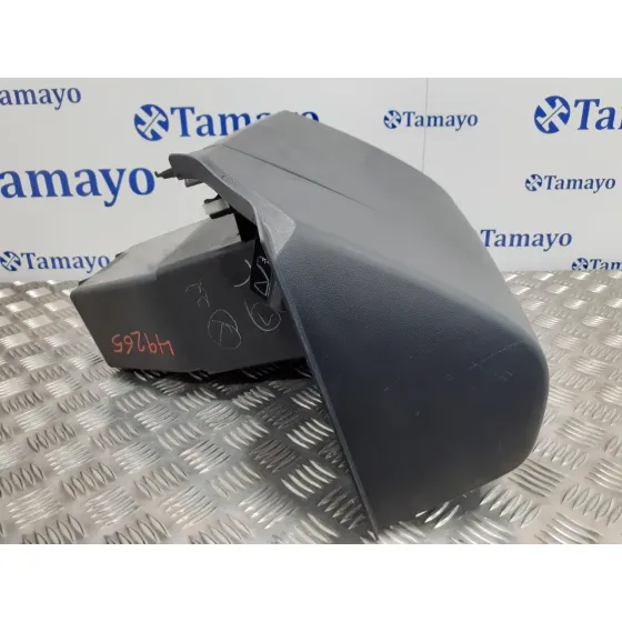 Guantera para Mazda 3 Berlina (Bk)