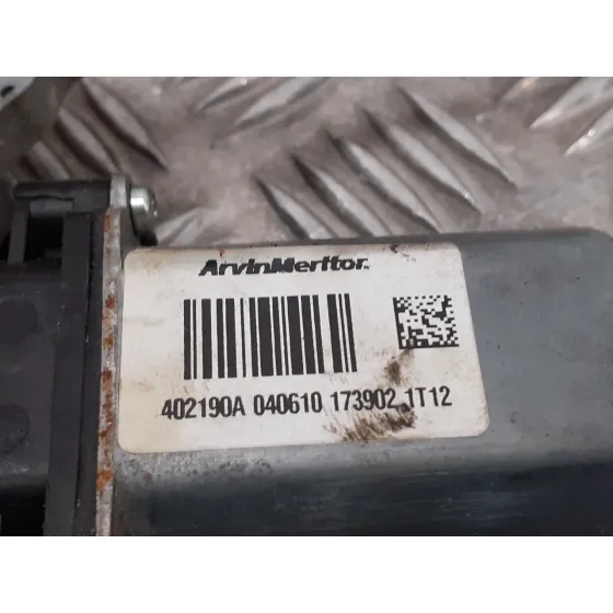 Elevalunas Trasero Derecho para Nissan Qashqai (J10)