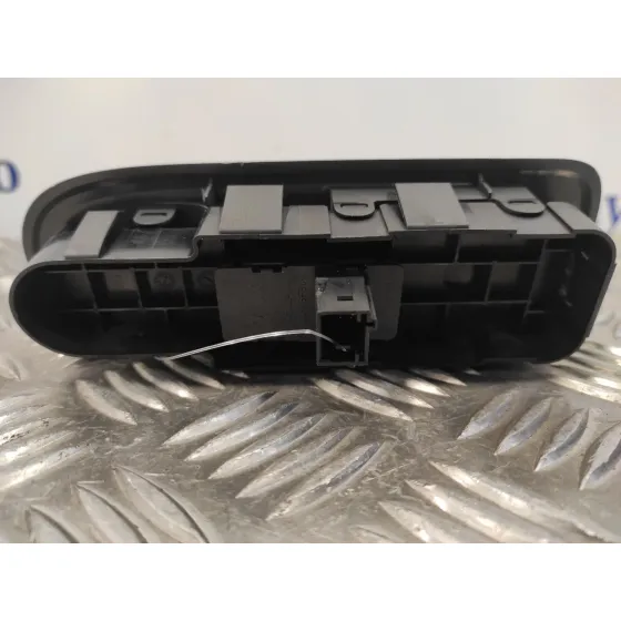 Mando Elevalunas Delantero Derecho para Peugeot 308