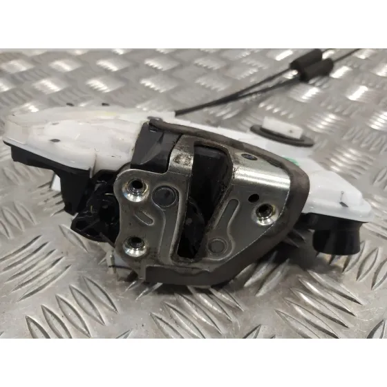Cerradura Puerta Trasera Derecha para Toyota Aygo