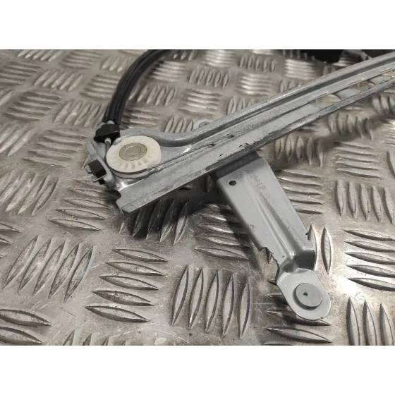 Elevalunas Delantero Derecho para Toyota Aygo