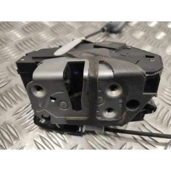 Cerradura Puerta Delantera Derecha para Ford Fiesta (Cb1)