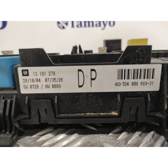 Caja Reles / Fusibles para Opel Astra H Berlina