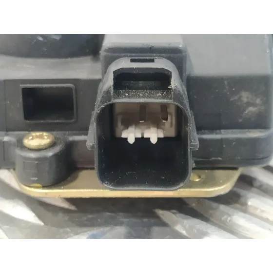 Cerradura Puerta Trasera Derecha para Kia Carnival Ii
