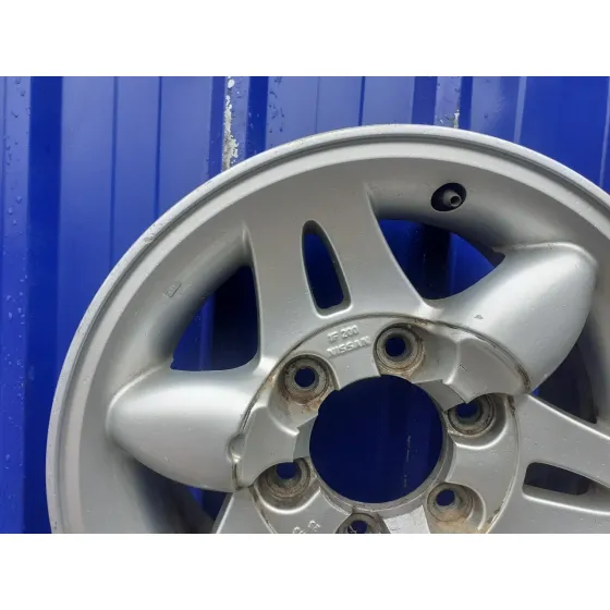 Llanta para Nissan Terrano/Terrano.ii (R20)