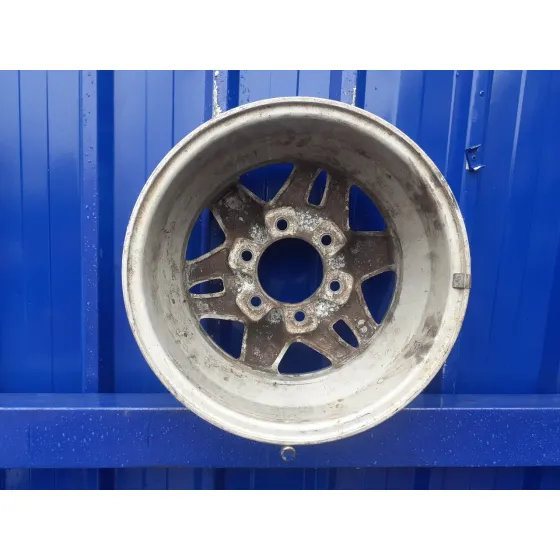 Llanta para Nissan Terrano/Terrano.ii (R20)